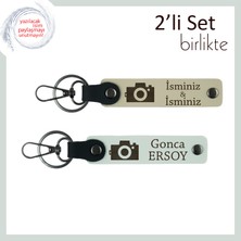 Lens Arkasında Kalan Aşk, Kamera Motifli, Kişisel Isimli 2’li Anahtarlık Seti, Sütlü Kahve-Beyaz