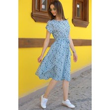 Armonika Kadın Bebe Mavi Çiçek Desenli Asimetrik Beli Lastikli Bağlamalı Günlük Elbise