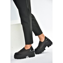 V272906404 Siyah Kumaş Kalın Tabanlı Kadın Ayakkabı