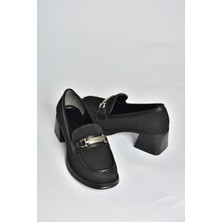 V820146304 Siyah Kumaş Kalın Topuklu Kadın Ayakkabı