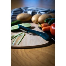 Solingen Simli Yeşil Dikey Soyacak – Paslanmaz Alman Çeliği, Ergonomik Sap, Çift Yönlü Kesici Ağız