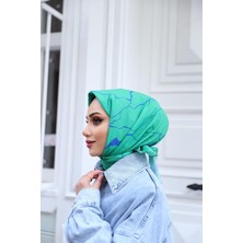 Nehir Desenli Eşarp Benetton