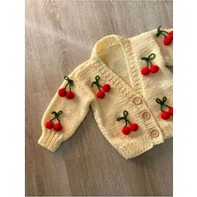 El Örgüsü Kirazlı Bebek Hırka