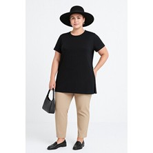 Büyük Beden Kısa Kollu Bisiklet Yaka Yanları Yırtmaçlı Basic T-Shirt Rft-01