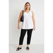 Stil Diva Büyük Beden Kolsuz V Yaka Basic Bluz %95 Viskon Eteği Bollaşan 191310