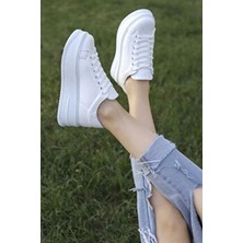 Delit Beyaz Mat Deri Kadın Spor Ayakkabı