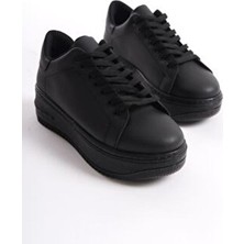 Delit Siyah Mat Deri Kadın Spor Ayakkabı