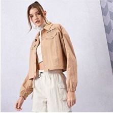 Nike Sportswear Kadın Krem Crop Uzun Kol Ceket Dokuma Kumaş Özellikli Bol Kalıp