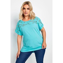 Büyük Beden Bisiklet Yaka Tül Detaylı Kısa Kollu T-Shirt 321836
