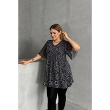 Stil Diva Büyük Beden Kadın Bluz V Yaka Tül Detaylı Desenli Rahat Kumaş 44 Kalıp