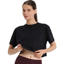 Sedona Cropped Kadın Siyah Günlük Stil T-Shirt 25KK1034-SYH