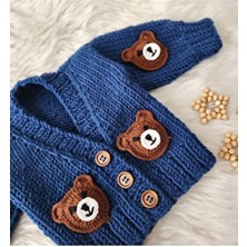 El Örgüsü Ayılı Erkek Bebek Hırkası Uzun Kol Düz Örme Kumaş Hayvan Desenli Mavi