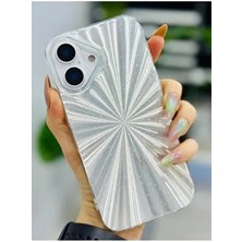 Iphone 16 Uyumlu Gümüş Prizma  Tasarımlı Silikon Kılıf