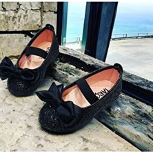 Stella Butik Kız Çocuk İçin Düz Tabanlı Camkırığı Babet Siyah Suni Deri Bağcıksız Tasarım