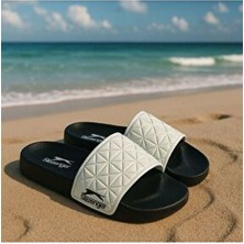 Slazenger Sezon Trend Unisex Terlik Tekstil Malzeme ile Ortopedik Taban Konforu Sunuyor