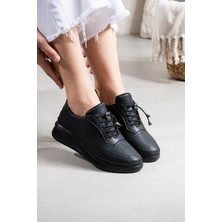 Navi Shoes Kadın Günlük Ayakkabı Suni Deri Kaydırmaz Taban 3428NAV Konforlu Slip-on Tasarım