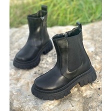 Surpie Shoes Lastik Detaylı Çocuk Bot Siyah, Fermuarlı Bağlama ile Rahat Kullanım Sağlayan