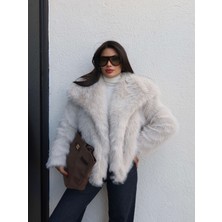 Şal Yaka Çıtçıtlı Suni Kürk