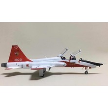 205 1/72 Northrop T-38A Talon Eğitim Uçağı Demonte Plastik Maketi