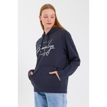 Süperlife Kadın Kapşonlu Regular Fit El Yazılı Brooklyn Baskılı Ince Sweatshirt SPR23SWK361