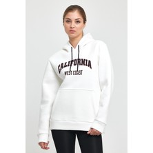 Kadın Kapşonlu Rahat Kalıp Içi Polarlı 3 Iplik Californıa West  Baskılı Swetashırt SPR24SWK08