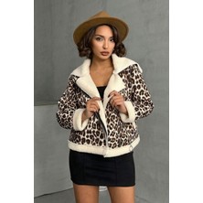 Leopar Baskılı Beyaz Peluş Kadın  Tasarım Beyaz Mont