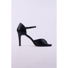 Hakiki Deri Topuklu Kadın Ayakkabısı 25MHT159