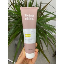 Oriflame The Body Edition AHA İçeren Pürüzsüzleştirici Vücut Arındırıcısı 1 Adet