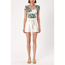 Beyaz Yüksek Bel Pilili Şort 11099