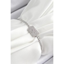 Pirinç Zirkon Taşlı Kutup Yıldızı Model Gümüş Renk Asansörlü Kadın Bileklik