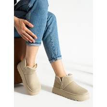 Navi Shoes Kadın Kalın Topuklu Kürklü Kısa Bot UG01NAV