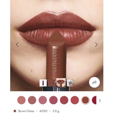 The One Colour Stylist Super Pout Ruj