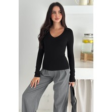 Kadın Likralı V Yaka Uzun Kollu Bluz – Esnek & Günlük Şıklık