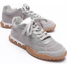 Kadın Hakiki Süet Bağcıklı Krep Tabanlı Anorak Detaylı Sneaker Gri Minu
