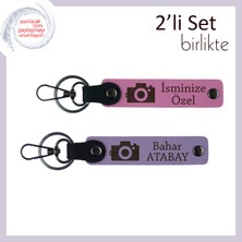 Miawiki Fotoğrafçılığa Ilk Adımda Hatıra, Kamera Desenli, Isim Yazılabilir Anahtarlık Takımı, Pembe-Mor