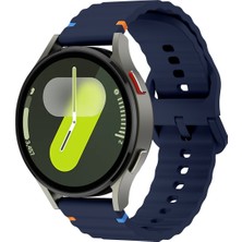 Redmud Teknoloji Samsung Galaxy Watch 4 Seri 40-42-44-46 mm Ile Uyumlu Dalgalı Dikiş Detaylı Silikon Saat Kordonu