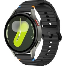 Samsung Galaxy Watch 6 43 mm Ile Uyumlu Dalgalı Dikiş Detaylı Silikon Saat Kordonu