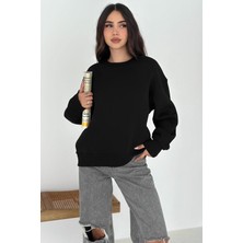 Kadın Oversize Sweatshirt – Enerjik & Rahat Stil