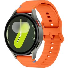 Samsung Galaxy Watch 6 43 mm Ile Uyumlu Dalgalı Dikiş Detaylı Silikon Saat Kordonu