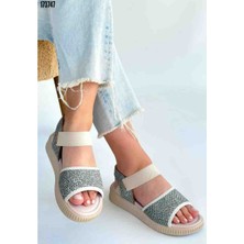 Jake Yeşil Hasır Cilt Sandalet, Kırmızı Gül Figürlü Kolye Hediye