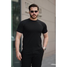 Erkek Kısa Kollu Çizgi Kabartma Detaylı T-Shirt