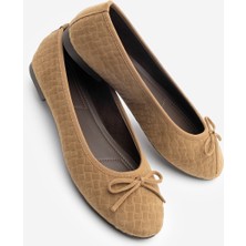 Marjin Kadın Fiyonk Detaylı Günlük Babet Monit Taba Süet