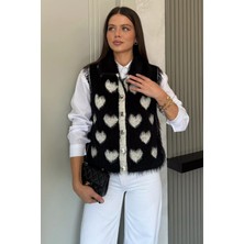 Sakallı Kalpli Kadın Triko Yelek (S-M-L Uyumludur) P-00018369