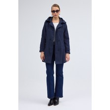 Yaka Detaylı Büyük Düğmeli Kaşe Kaban