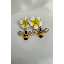 Altın Rengi Çiçek Detay Taşlı Arı Broş (4cm)