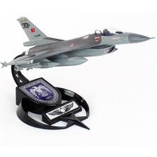 Akbamodel 1/48 Ölçek, F-16 Kaplan Filo Muharip Savaş Uçağı, Sergilemeye Hazır Standlı Model