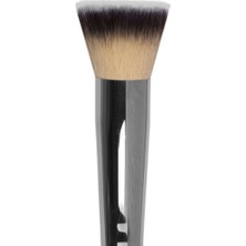 Yumuşak ve Hassas Dokunuşlu Fondöten Makyaj Fırçası, Pürüzsüz Cilt Görünümü Sağlar