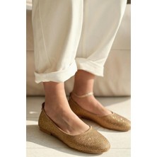 Lodiya Saten Taş Detaylı Babet Bej