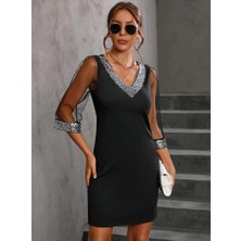 Arben Boutique Kadın Uzun Kollu V Yaka ve Kol Ucu Pul Payet Krep Elbise