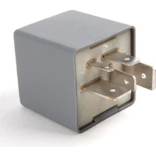 Hellux HLR.7270 - Yakıt Pompa Rölesi. 12V 5p Passat 97-05 A100 91-94 A4 95-99 A6 95-05 A8 94-03 Superb 02-08